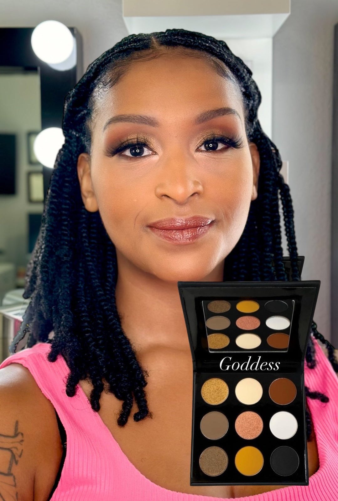 GODDESS EYESHADOW PALETTE